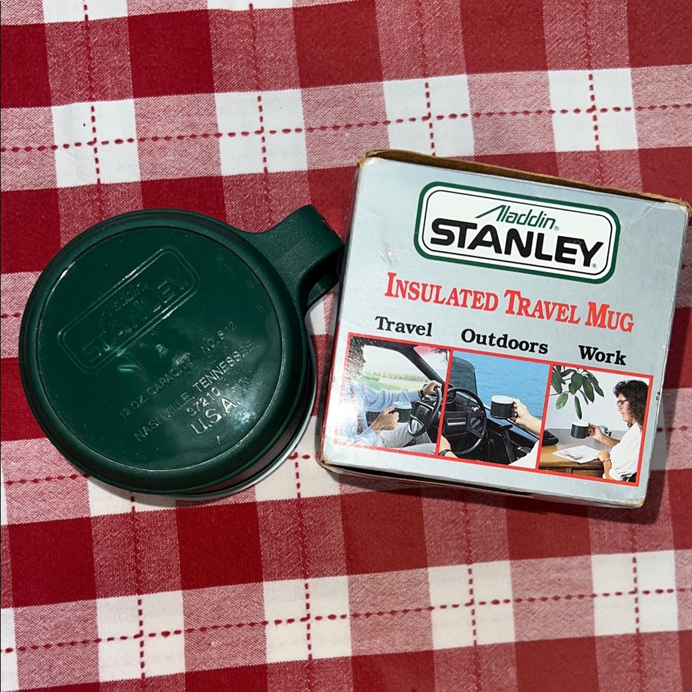 Vintage Aladdin Stanley Mint Green Travel Mug Lid and Box - Picture 4 of 10